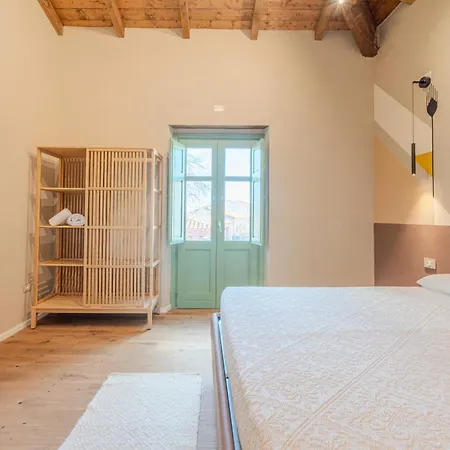 Vendégház Casa Bonesu